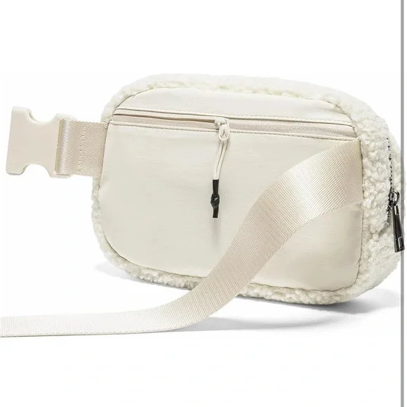 White Sherpa Belt Bag - Picture 5 of 7